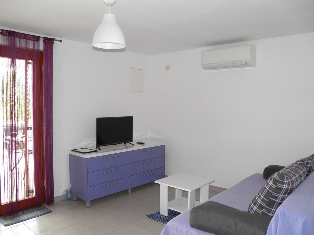 Apartments Zen มาสเลนีซา ภายนอก รูปภาพ